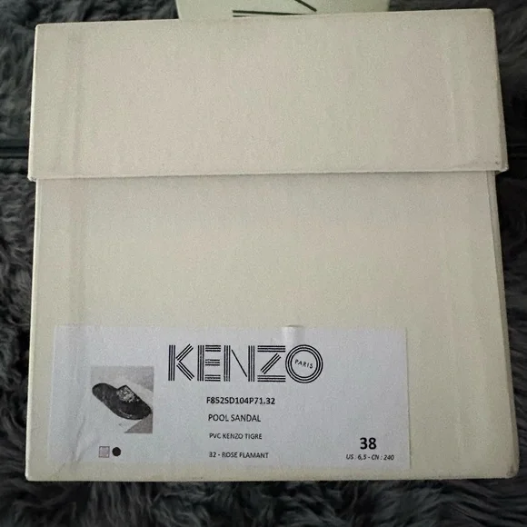 Kenzo 💞Pool Slides 🩴 - Picture 5 of 5